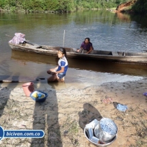 Bicivan Tour Kayak Rio Selva Amazonas Colombia