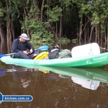 Bicivan Tour Kayak Rio Selva Amazonas Colombia