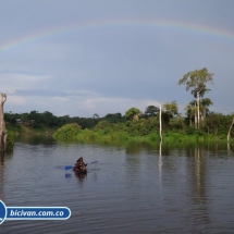 Bicivan Tour Kayak Rio Selva Amazonas Colombia