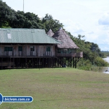 Bicivan Tour Kayak Rio Selva Amazonas Colombia