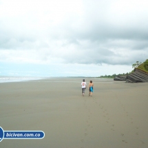 Bicivan Tour Kayak Mar Bahia Malaga Juanchaco Ladrilleros Pacifico Colombia