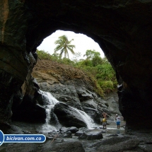 Bicivan Tour Kayak Mar Bahia Malaga Juanchaco Ladrilleros Pacifico Colombia