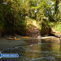 Bicivan Tour Kayak Mar Bahia Malaga Juanchaco Ladrilleros Pacifico Colombia