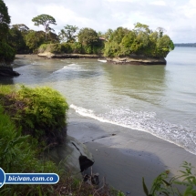Bicivan Tour Kayak Mar Bahia Malaga Juanchaco Ladrilleros Pacifico Colombia