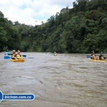 BICIVAN Kayak Colombia - Río Anchicaya