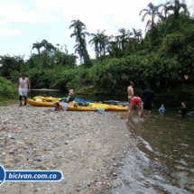 BICIVAN Kayak Colombia - Río Anchicaya