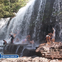 Bicivan Tour Rio Caño Cristal Colombia