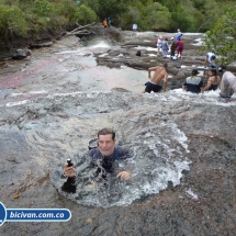 Bicivan Tour Rio Caño Cristal Colombia