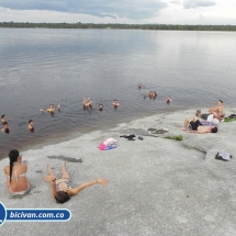 Bicivan Tour Rio Cerros de Mavecure Colombia