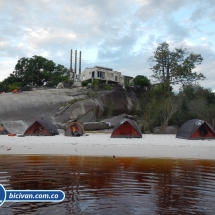 Bicivan Tour Rio Cerros de Mavecure Colombia