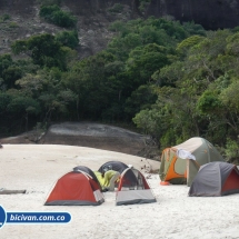 Bicivan Tour Rio Cerros de Mavecure Colombia