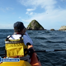 Bicivan Tour Kayak Buceo Mar isla gorgona Pacifico Colombia