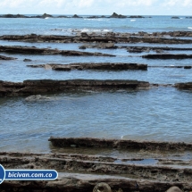 Bicivan Tour Kayak Buceo Mar isla gorgona Pacifico Colombia