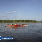 bicivan-tour-kayak-rio-meta-llanos-orientales-colombia-09.jpg