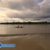 bicivan-tour-kayak-rio-meta-llanos-orientales-colombia-54.jpg