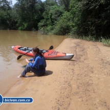 bicivan-tour-kayak-rio-meta-llanos-orientales-colombia-58.jpg