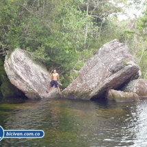 Bicivan Tour Rio Caño Cristal Colombia